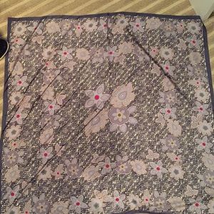 Oscar de la Renta silk scarf